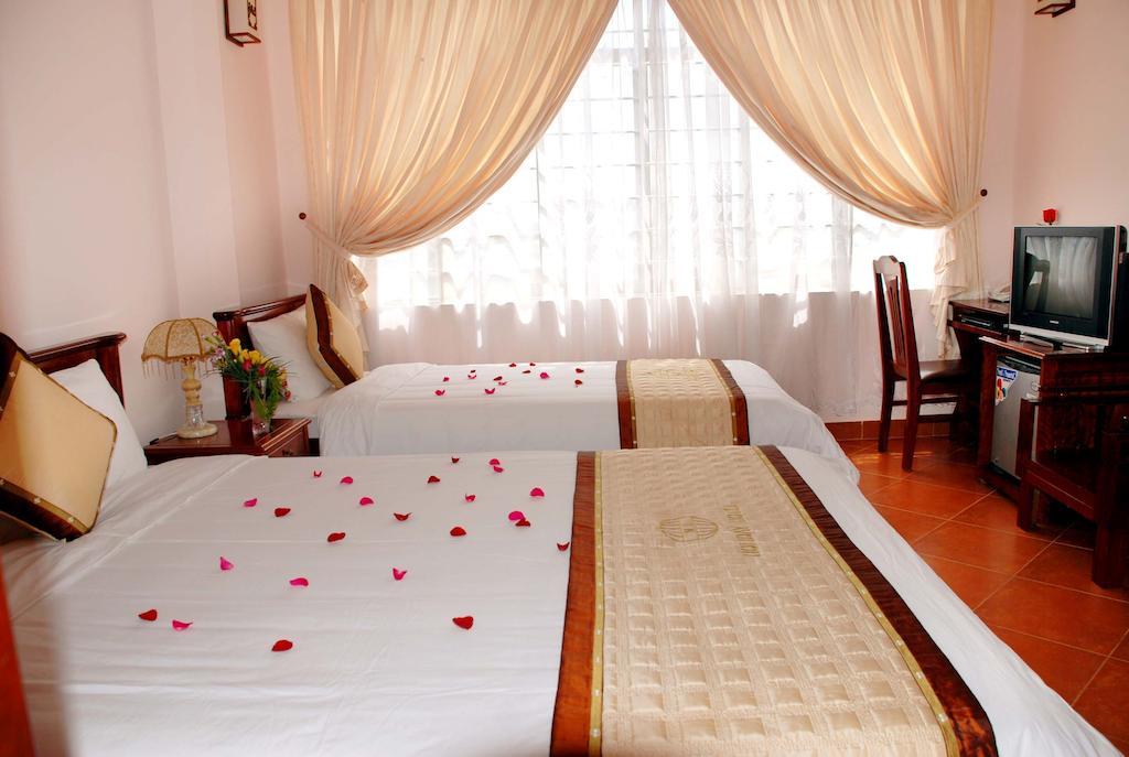 Holiday Diamond Hotel Хуе Екстериор снимка