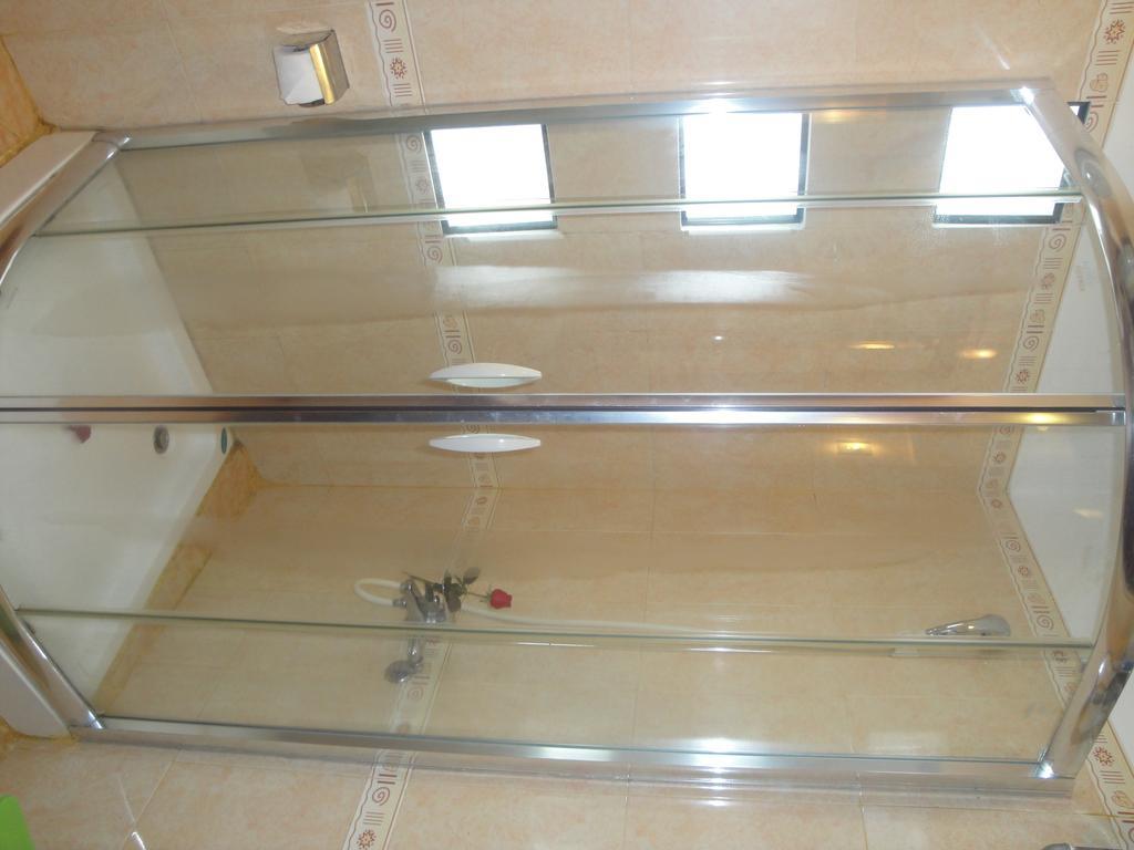 Holiday Diamond Hotel Хуе Екстериор снимка
